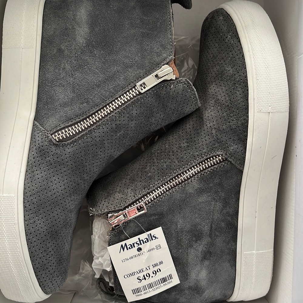 Brand new in box women’s sz. 8